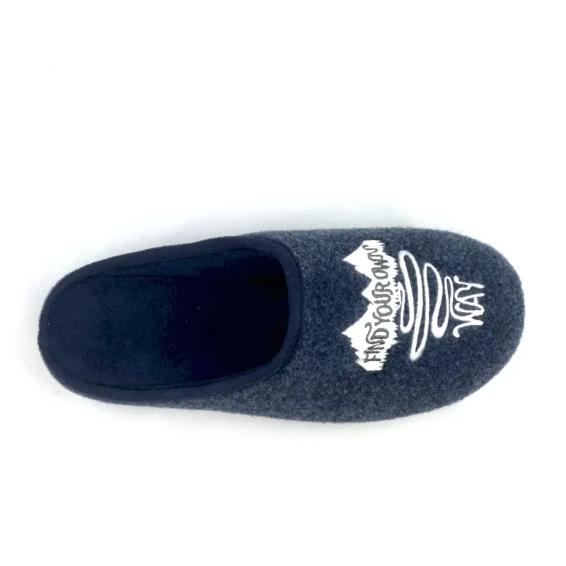 Mens Flet  house slippers winter clogs with embroidary