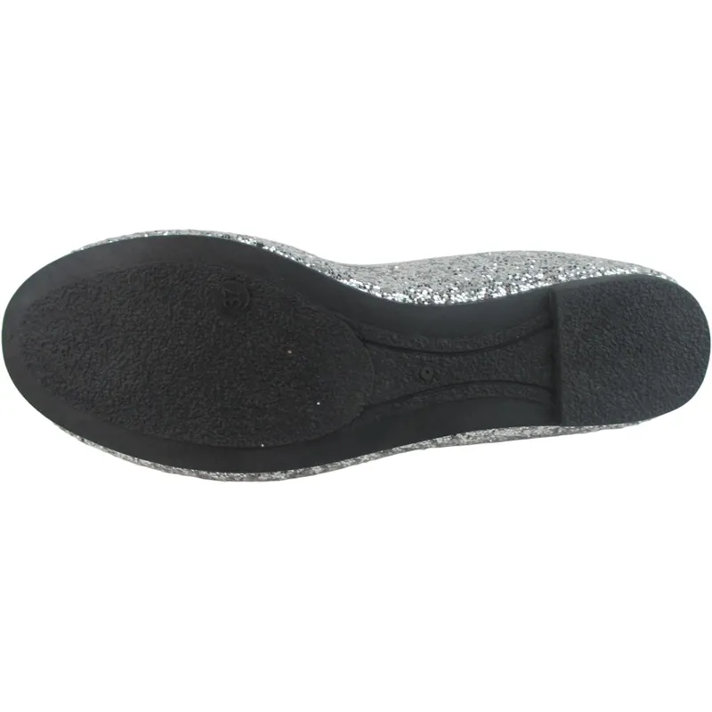 Wholesale Women’s Silver Glitter Ballet Flats – Fashion Shoes for Global B2B Buyers