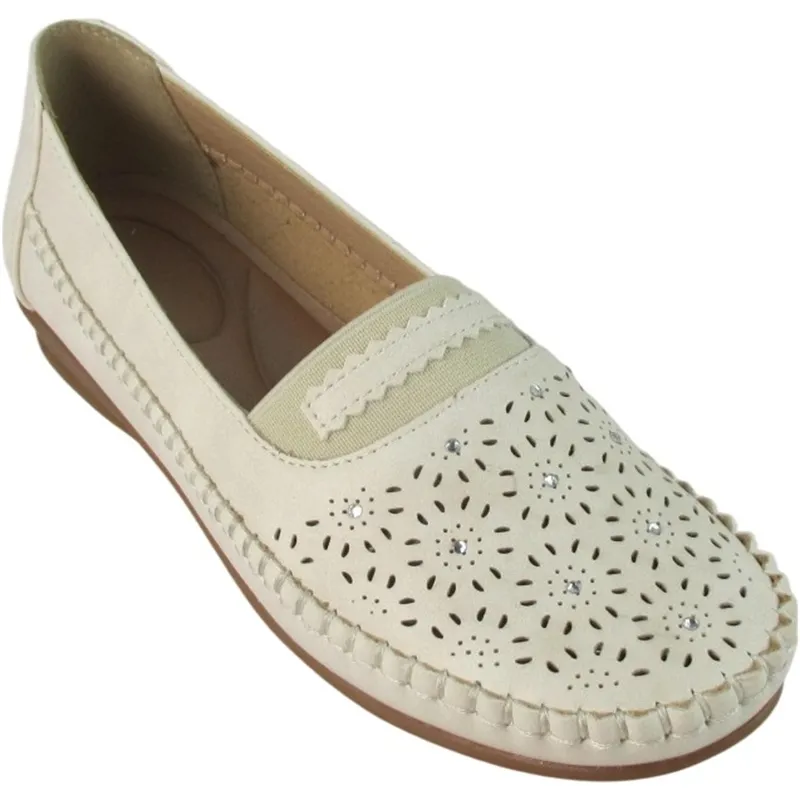 Women's Low Wedge Slip-On Loafers – PU Leather Comfort Flat Shoes for Wholesale