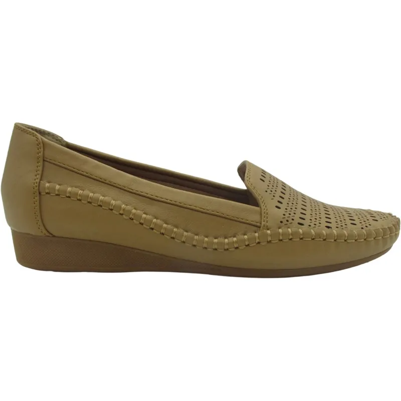 Wholesale Women’s PU Leather Wedge Loafer Flats – Comfortable Elevated Casual Shoes